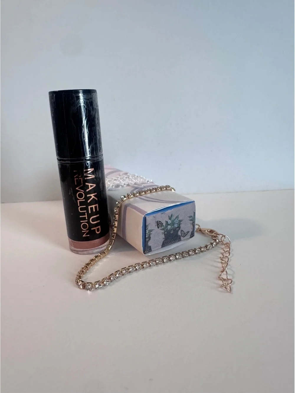 Little Luxury Box - Makeup Revolution Lipstick and Silver Chain Bracelet Set